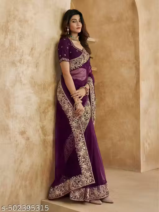 Malaika Arora's Saree with Golden Sequence Work Wedding Look