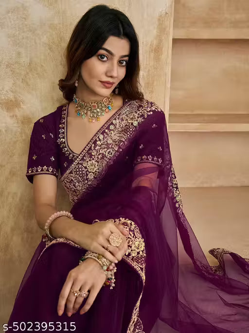 Malaika Arora's Saree with Golden Sequence Work Wedding Look