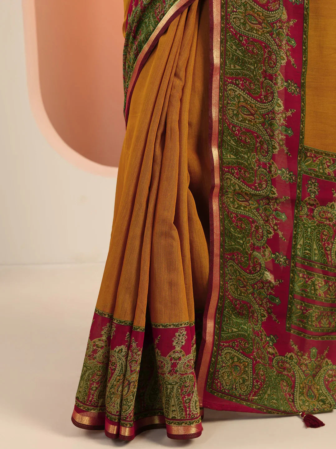 Mustard Printed Cotton Blend Saree with Unstitched Blouse Piece
