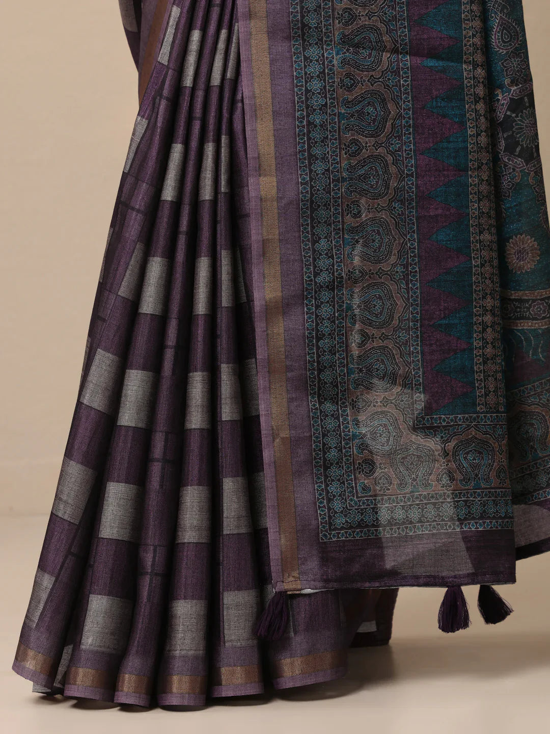 Wine Printed Cotton Blend Saree with Unstitched Blouse Piece