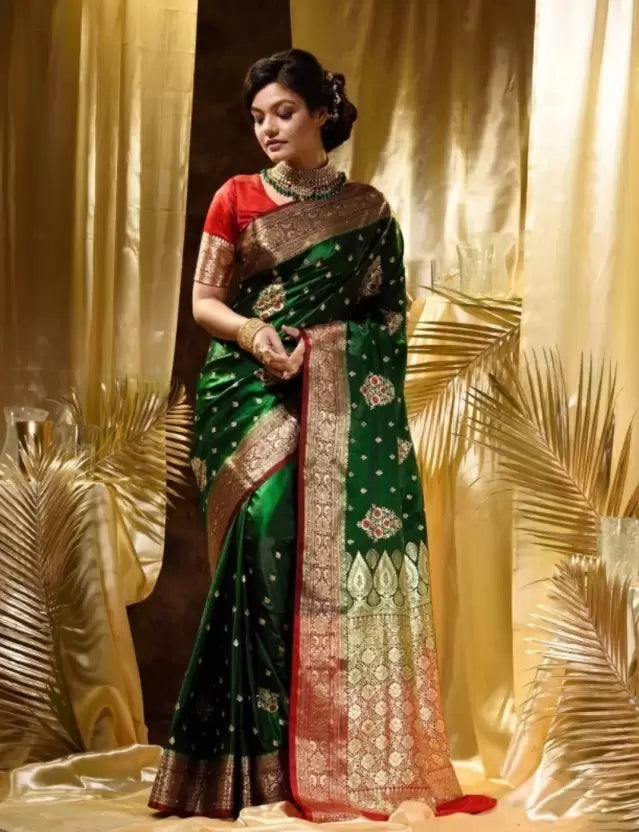 Image of Woven Kanjivaram Pure Silk, Art Silk Saree from Lehera Fashions