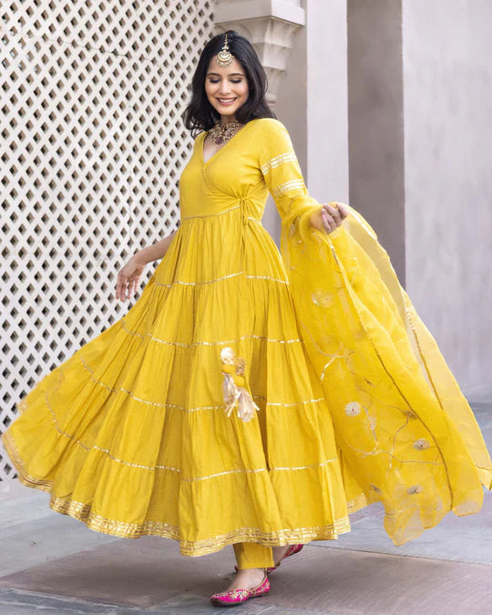 Image of Dahabi Gotapatti Cotton Suit Set from Lehera Fashions